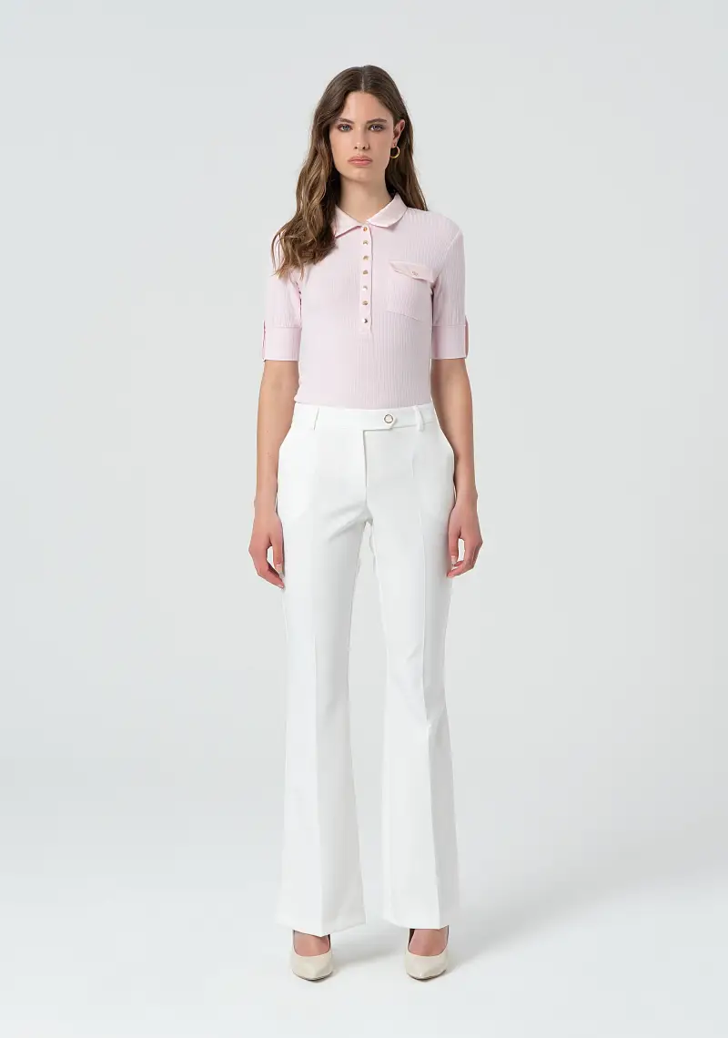 Pantalone bootcut con vita regolare