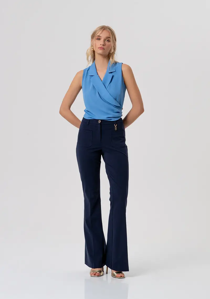 Pantalone bootcut in punto milano