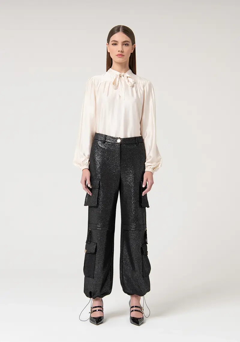 Pantalone cargo in tessuto glitterato