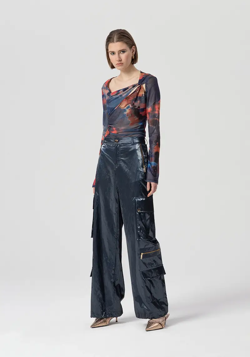 Pantalone cargo in tessuto lucido miniatura 2