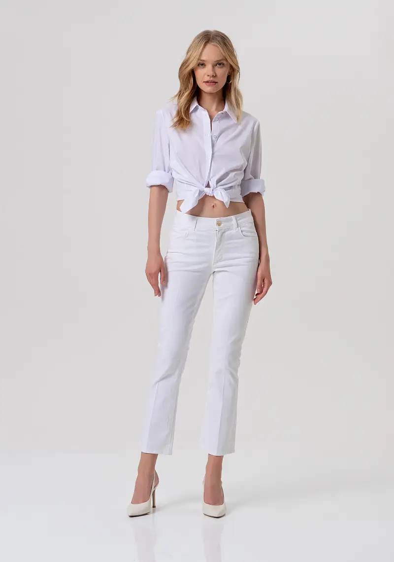 Fracomina Pantalone cropped bianco effetto push up in gabardina