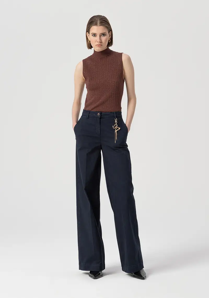 Pantalone flare a palazzo in gabardina