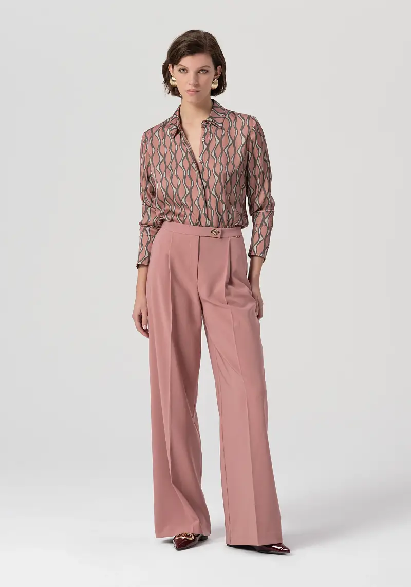 Pantalone flare a palazzo
