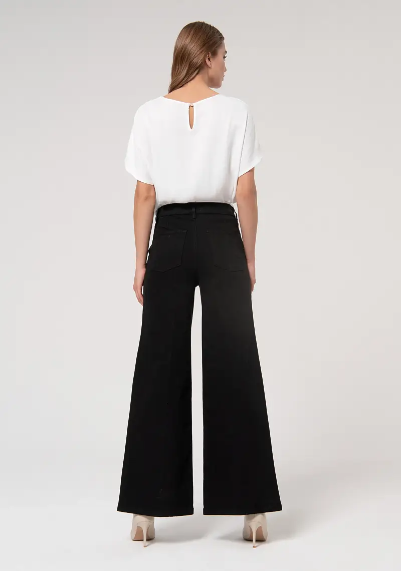 Pantalone flare in gabardine stretch miniatura 2