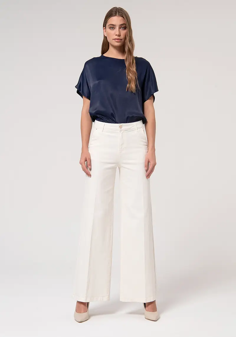 Pantalone flare in gabardine stretch