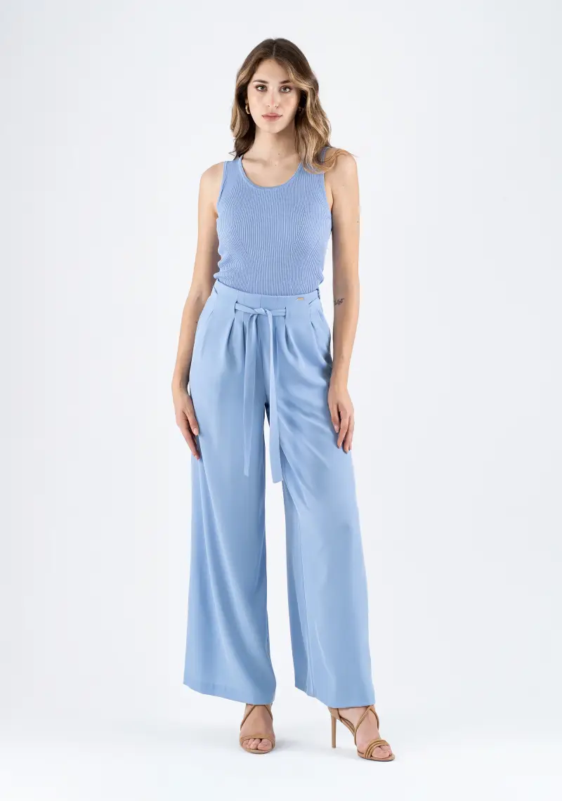 Pantalone palazzo con cintura