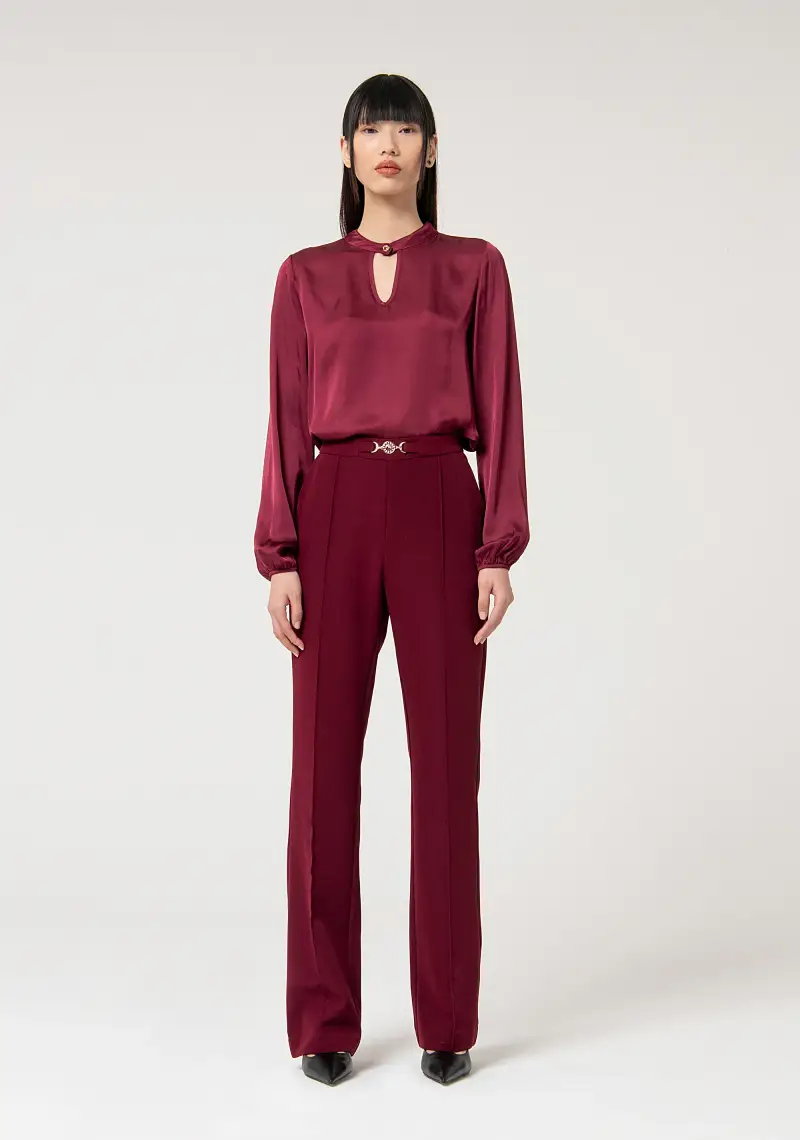 Pantalone regular a palazzo in tessuto stretch