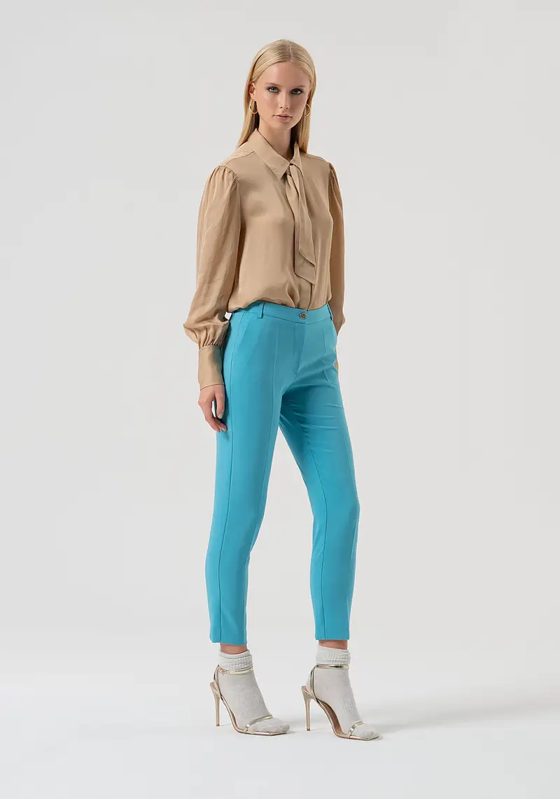 Pantalone regular chino