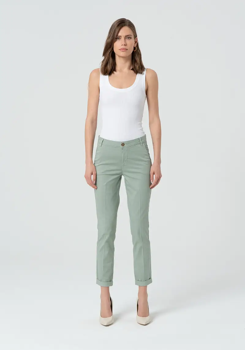 Pantalone regular in raso