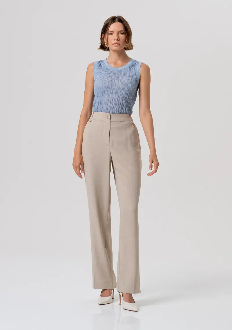 Pantalone regular modello chino