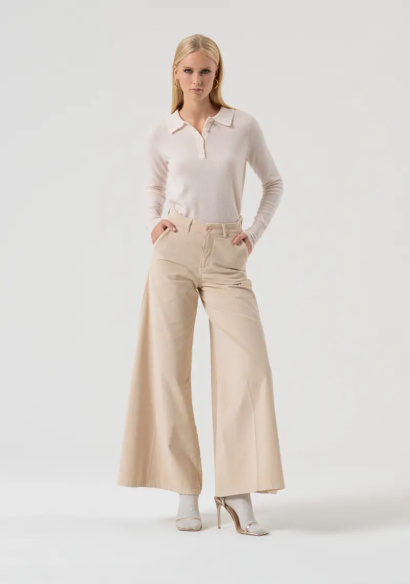 Pantalone super flare in velluto 1000 righe