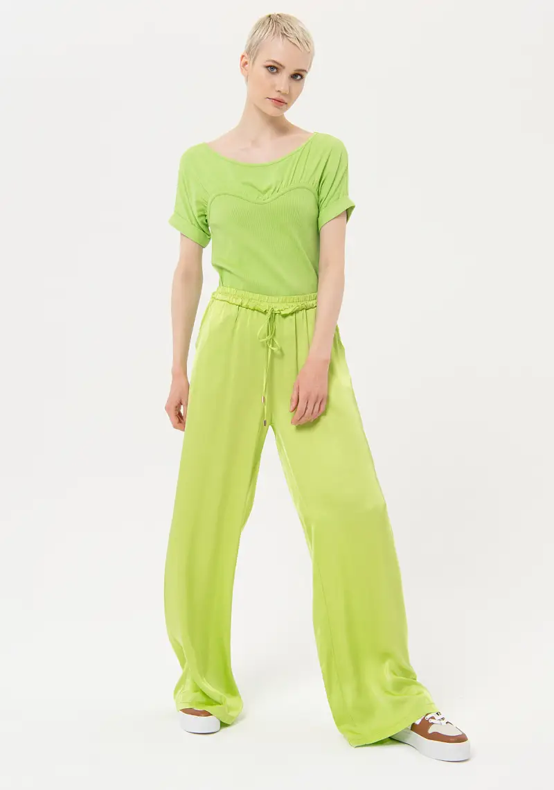 Pantaloni palazzo ampi in raso