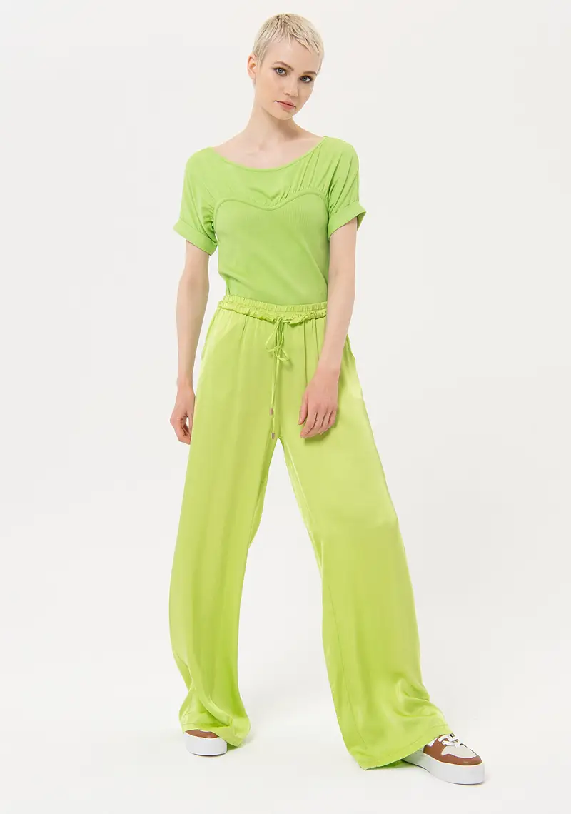 Pantaloni palazzo ampi in raso