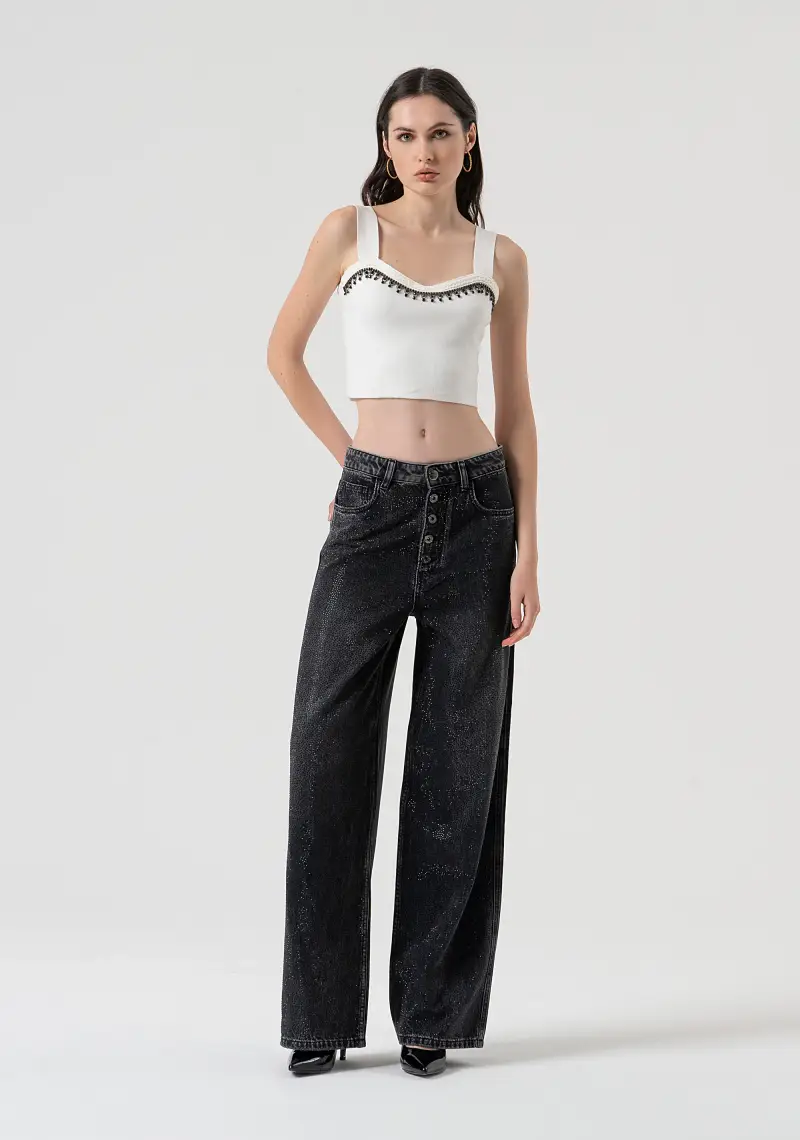 Pantaloni wide palazzo in denim nero con lavaggio scuro e strass