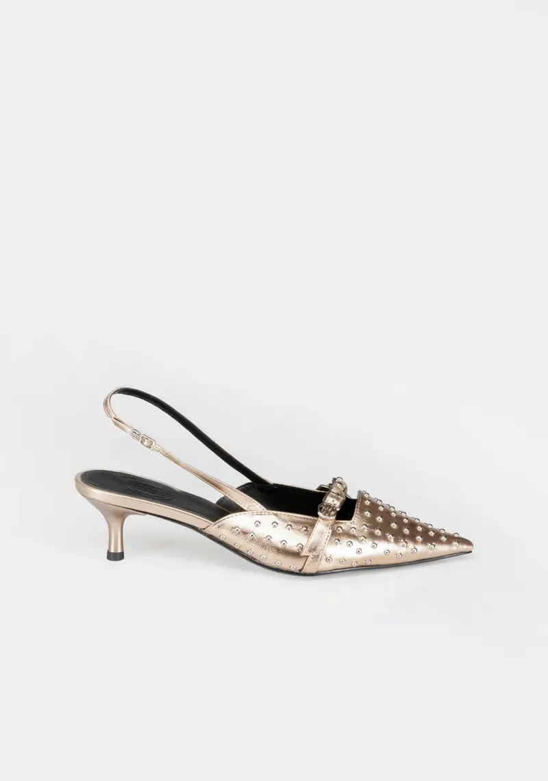 Slingback a Punta con Borchie Metalliche e Tacco Kitten Heel