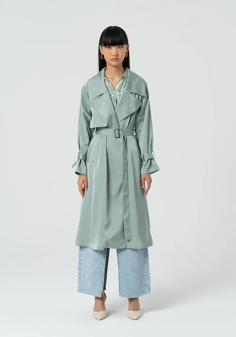 Trench regular lungo in raso