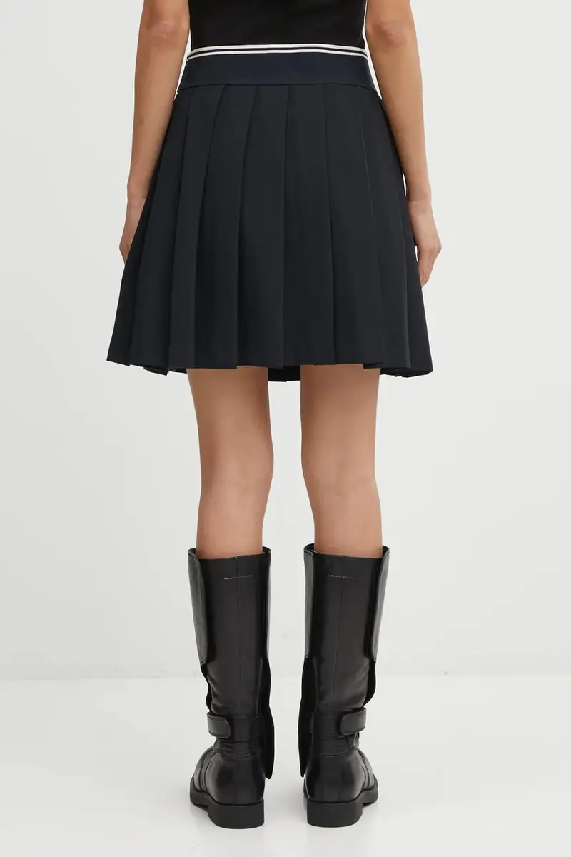 gonna colore nero E1105 miniatura 3