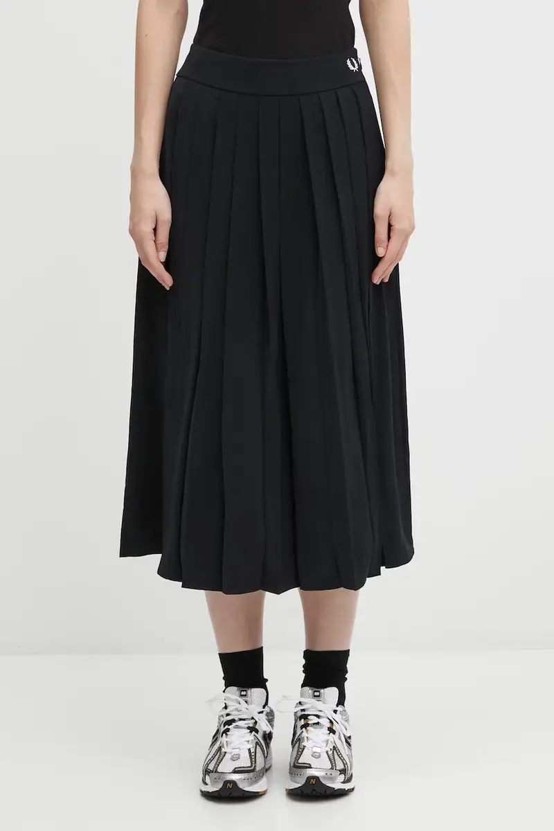 gonna colore nero E1106