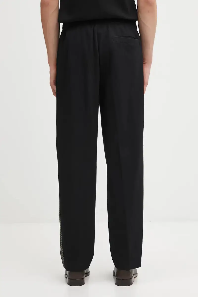 pantaloni tuta uomo colore nero con applicazione T1301 miniatura 3