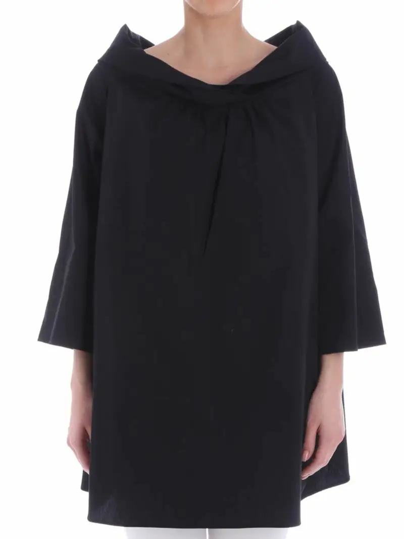 Blusa nera con scollo a barchetta Nero