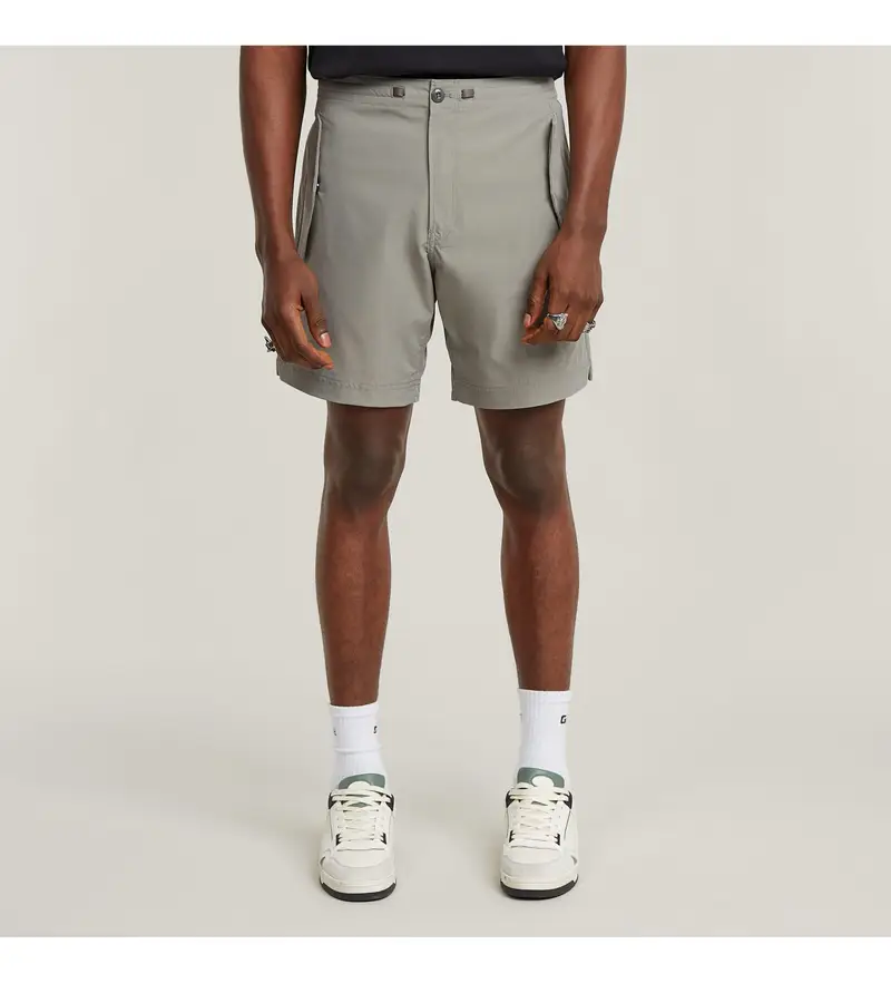 per uomo D26230-D909-G106 Pantaloncini grigi Sport Trainer 2 0 (28), Casual, Grigio, Polister riciclato, Sostenibile