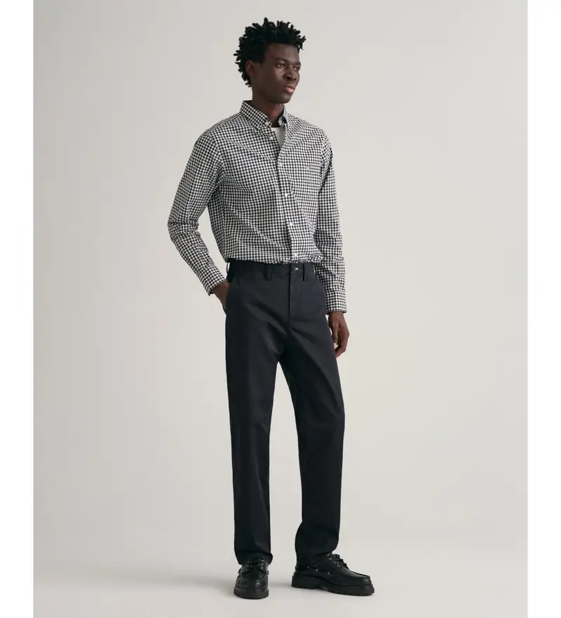 per uomo 1505222 Pantaloni chino in twill neri dalla vestibilità regolare (29/34), Nero, Casual, Cotone