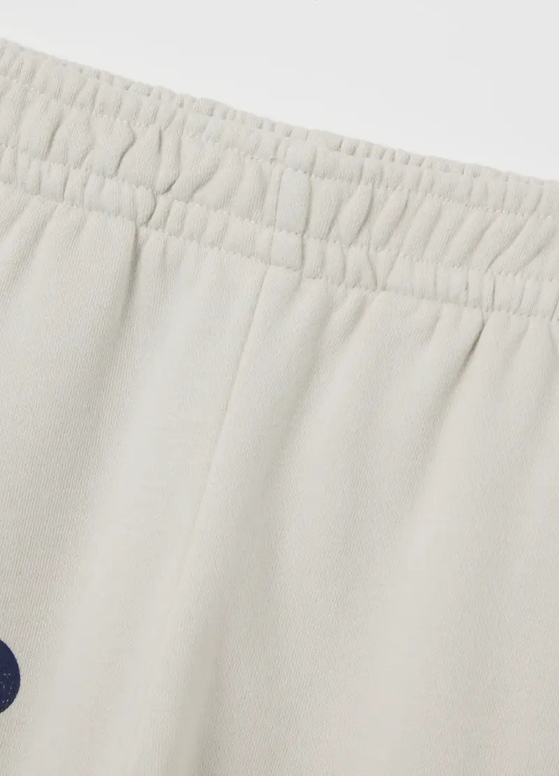 Gap Kids Pantaloni Jogger Grigio con Stampa Disney miniatura 3