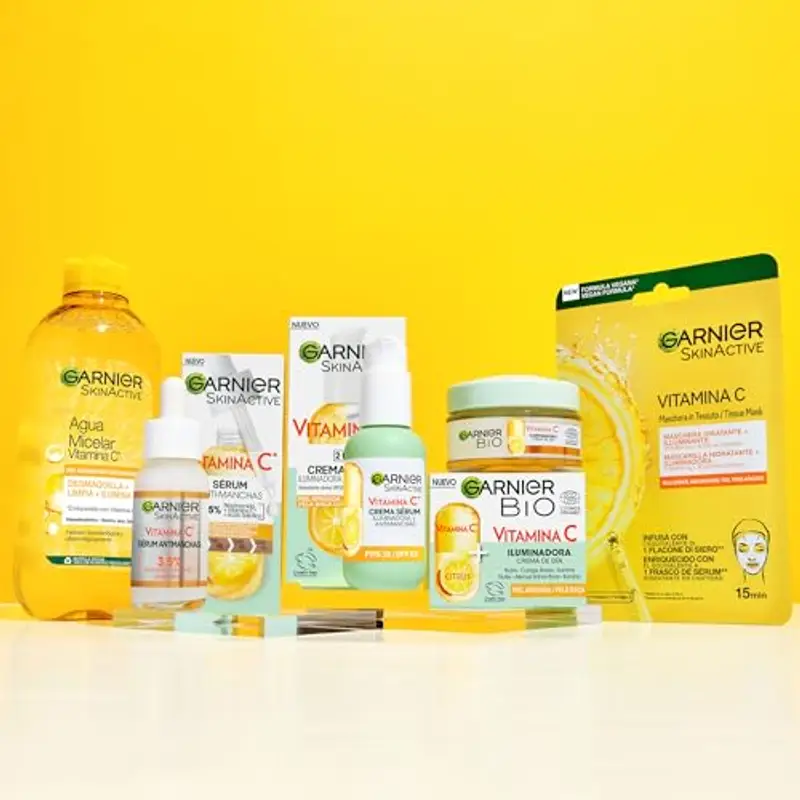 Garnier Maschera in Tessuto Skin Active Hydra Bomb, Idratante e Illuminante, Con Vitamina C e Acido Ialuronico, Per Pelli Spente e Non Uniformi, 28 g miniatura 3