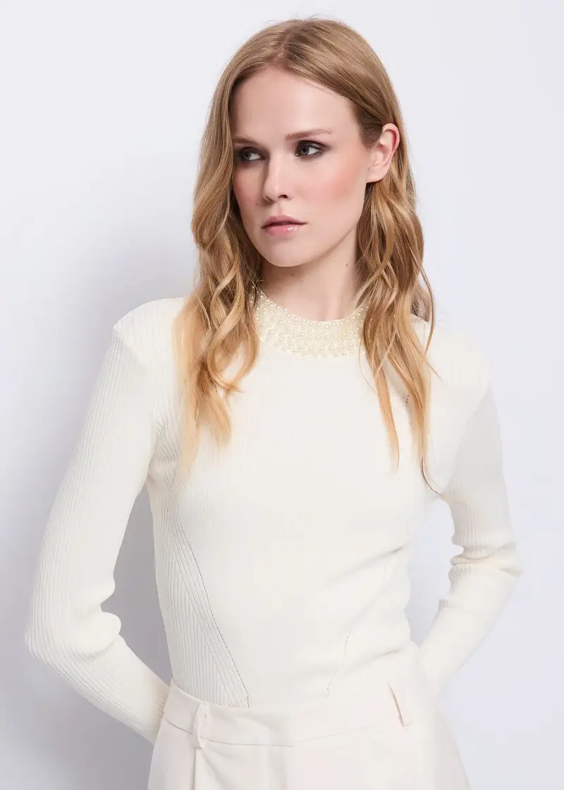 Fashion Maglia bianca da donna in filato con perle Naturale
