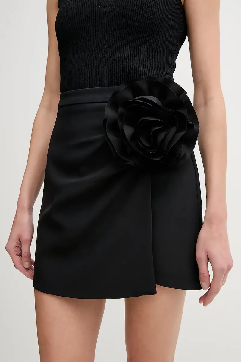 gonna colore nero 511FD75008