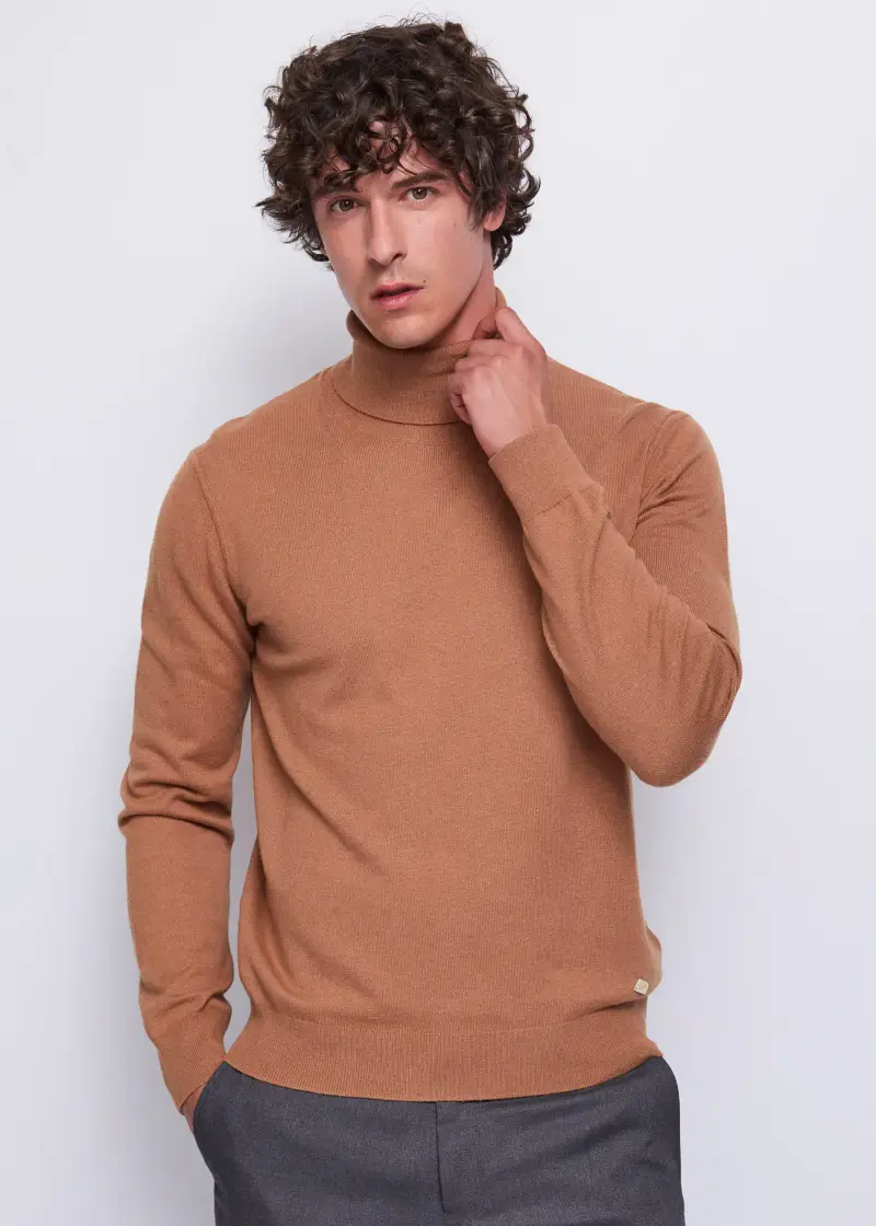 Uomo Maglia dolcevita in misto cashmere Marrone