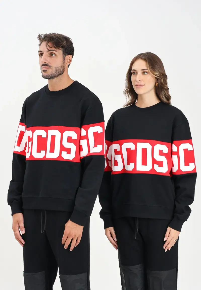 Felpa girocollo nera per uomo e donna con inserto rosso e logo