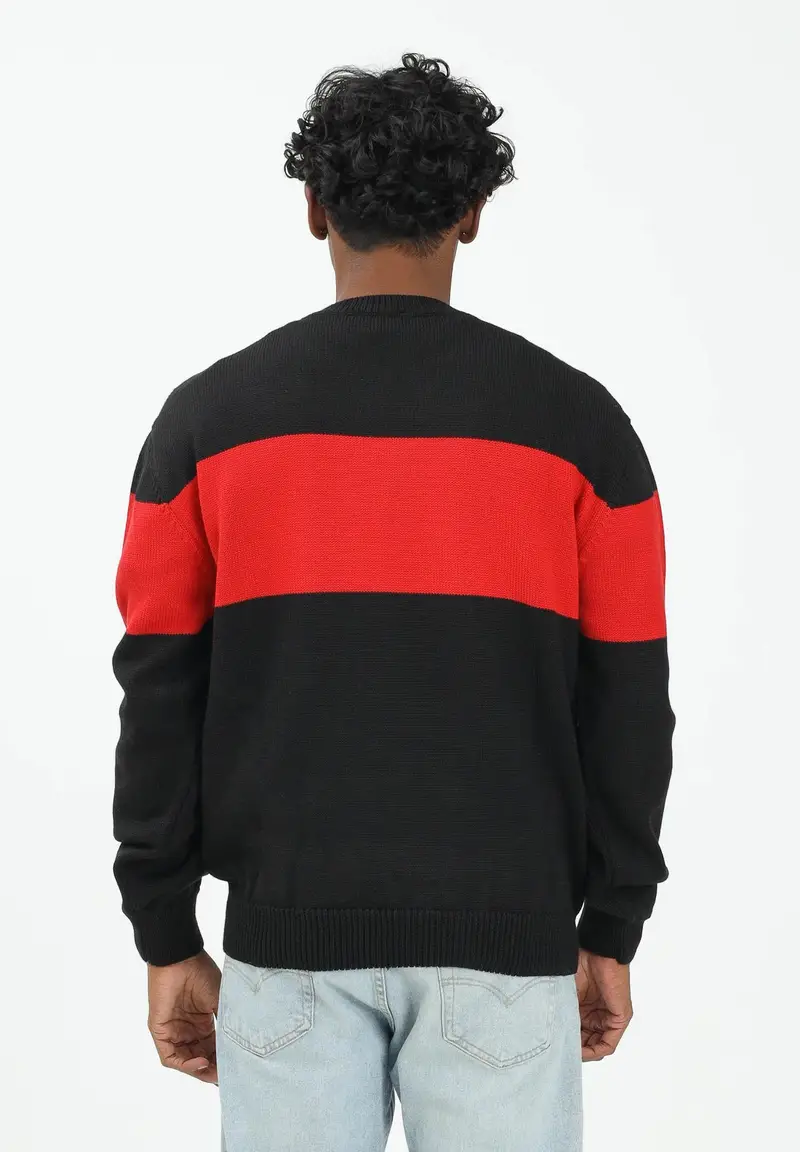 Maglioncino girocollo nero per uomo e donna impreziosito da banda a contrasto e logo miniatura 3