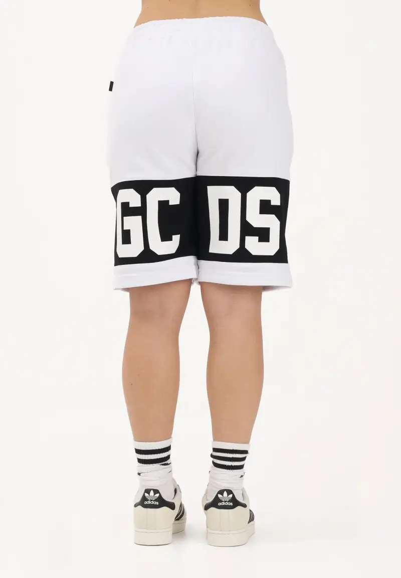 Shorts sportivo bianco per donna, ragazzi e bambini con stampa logo miniatura 3