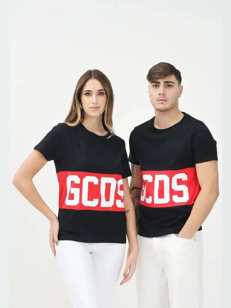 tshirt nera uomo unisex maxi logo