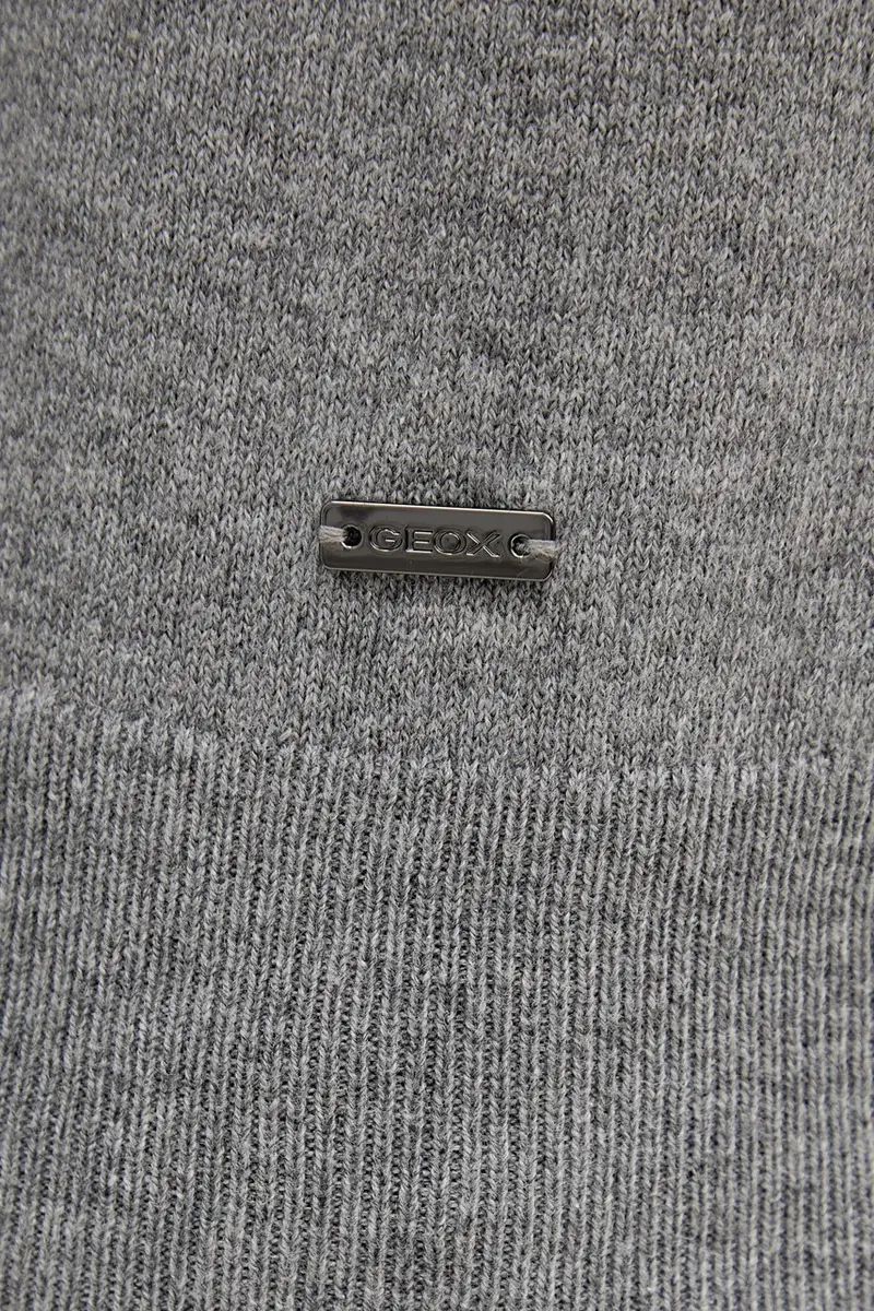 maglione con aggiunta di cachemire uomo colore grigio M5670E T3298 miniatura 5