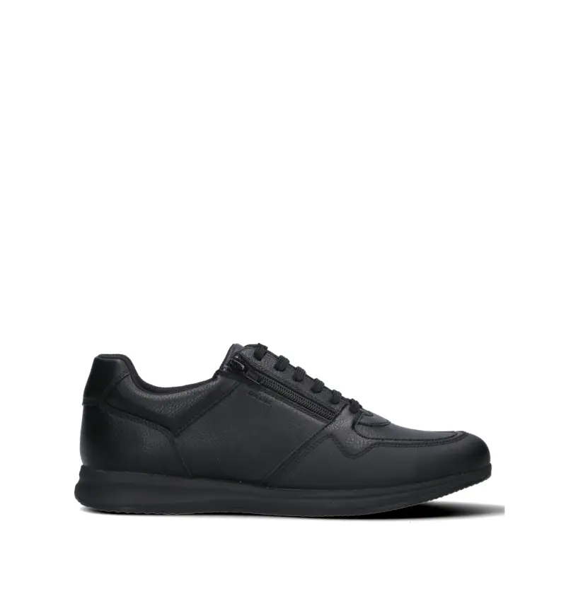 Sneaker uomo nera Vario