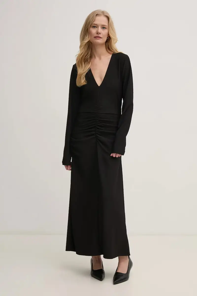 vestito colore nero 10909686