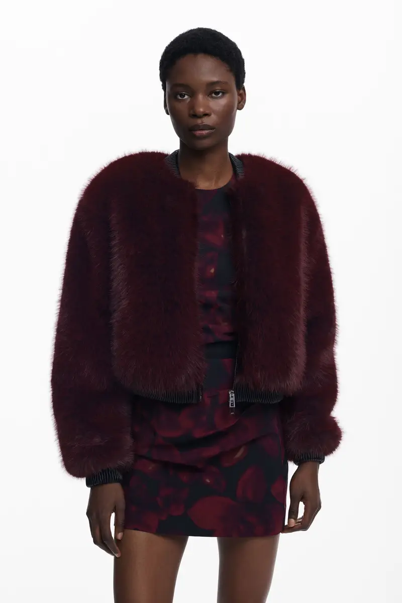 Giacca in pelliccia color lampone