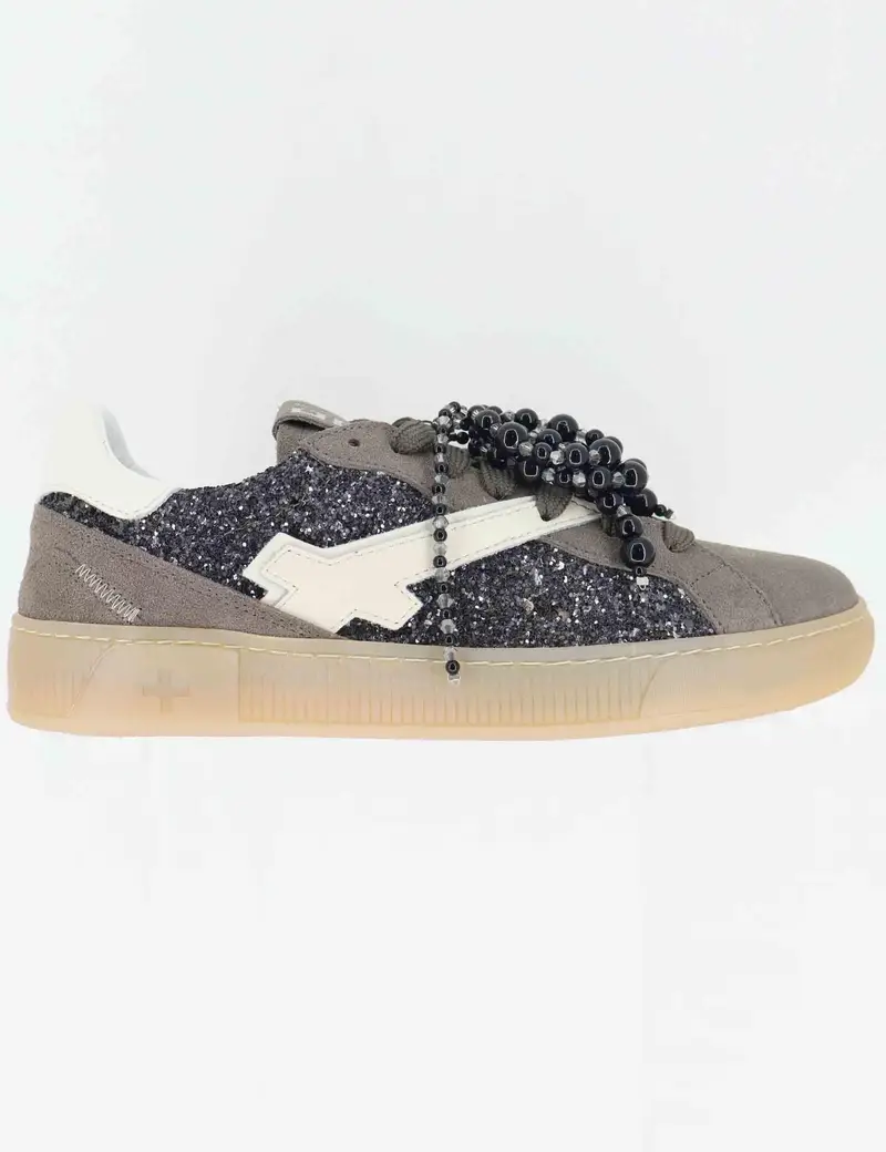 Sneakers in camoscio grigio con charms Donna BLUE 44A