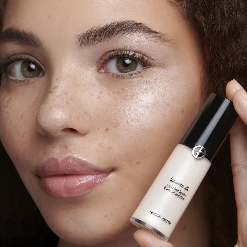 Viso Luminous Silk Acqua Highlighter 1 - Illuminante viso miniatura 3