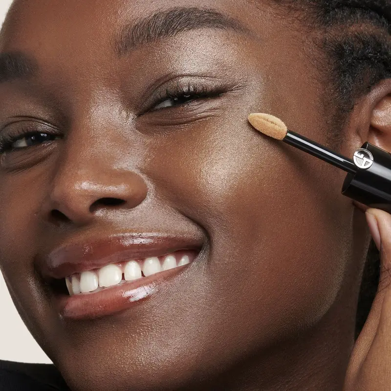 Viso Luminous Silk Acqua Highlighter 2 - Illuminante viso miniatura 3