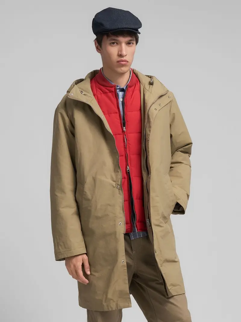 Giubbotto Lungo Imbottito Con Cappuccio