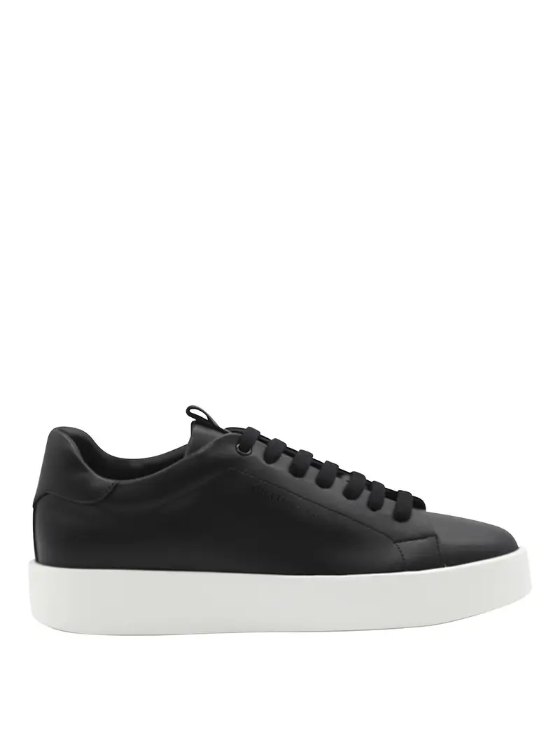 Sneakers In Nappa Nero