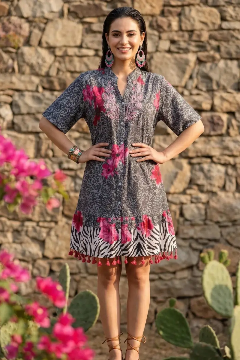 ABITO CAMICIA CON NAPPE | Colore Esotica |