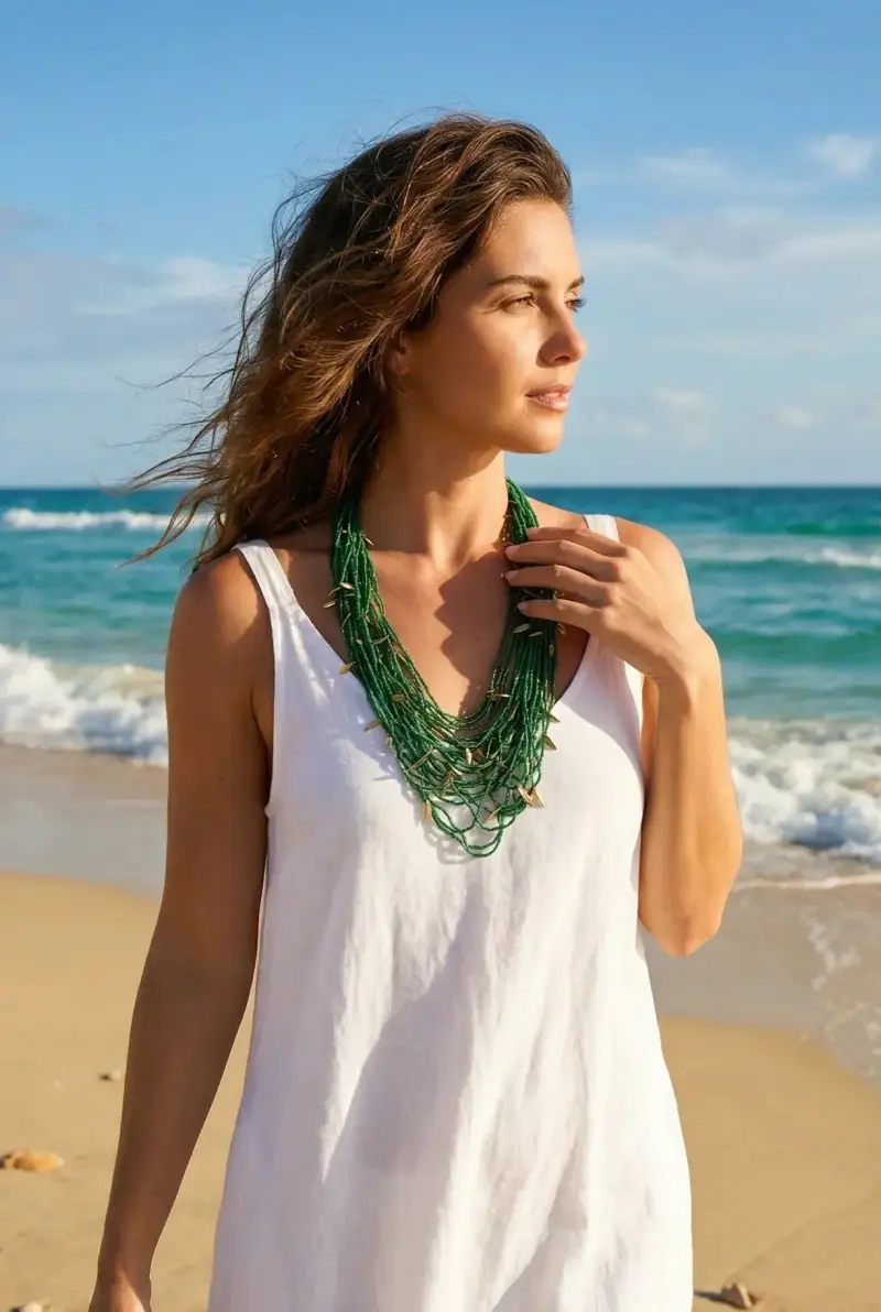 COLLANA MULTIFILI E FOGLIOLINE | Colore Verde |