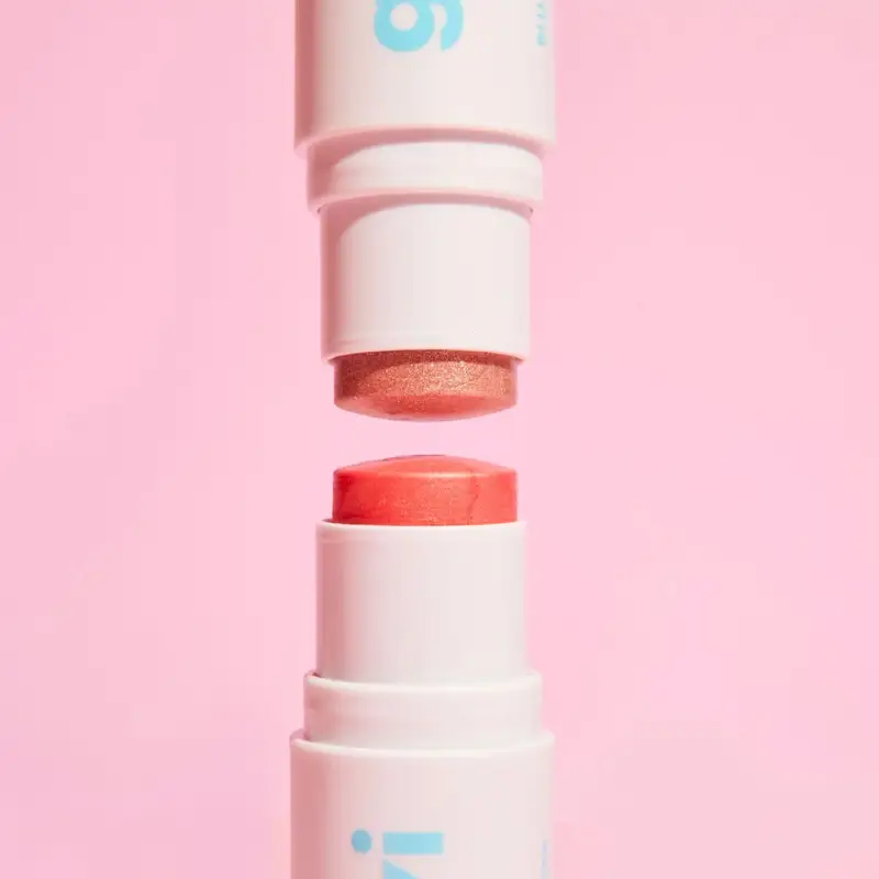 Incarnato Blush & Highlighter Stick Duo CHEEKS A MATCH! 02 Pearly Sun Kiss - Blush, Illuminante viso miniatura 2