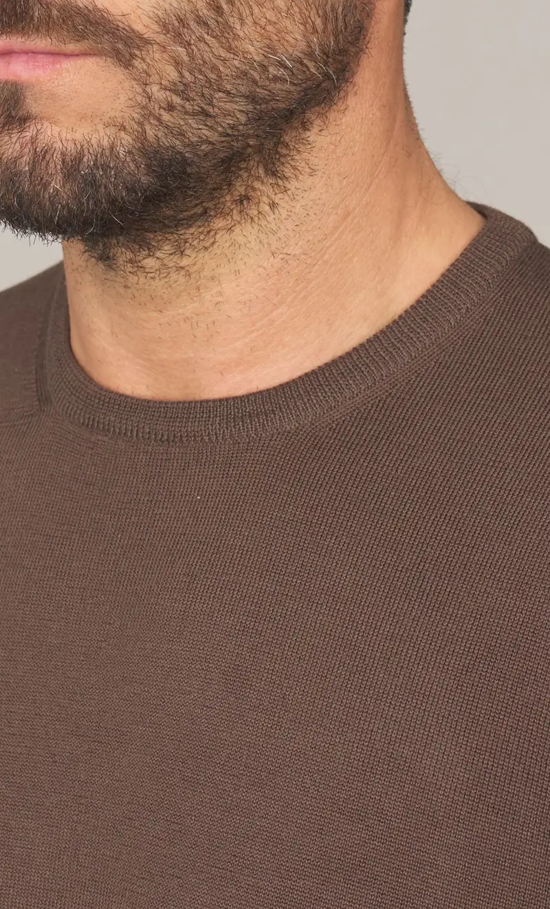 Maglia girocollo gran sasso in lana merino extrafine, colore moro miniatura 2