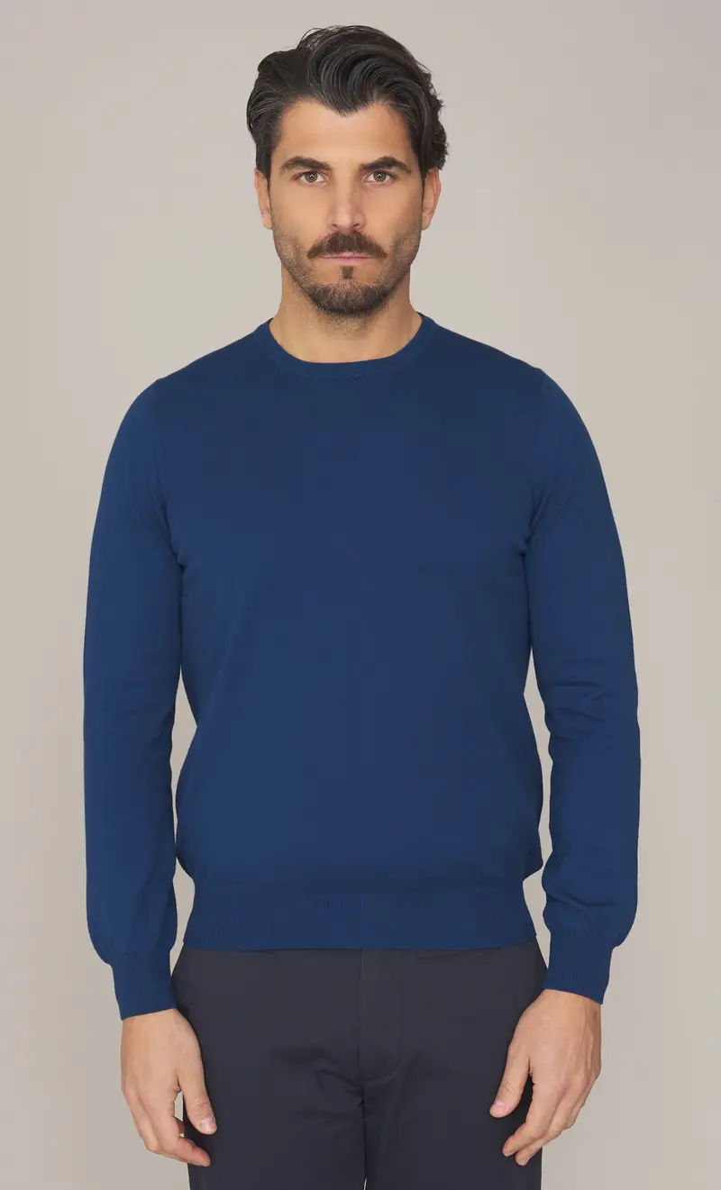 Maglia girocollo gran sasso in puro cotone egiziano, colore blu
