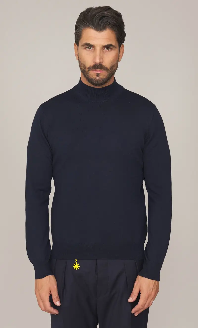 Maglia lupetto gran sasso in lana merino extrafine, colore blu